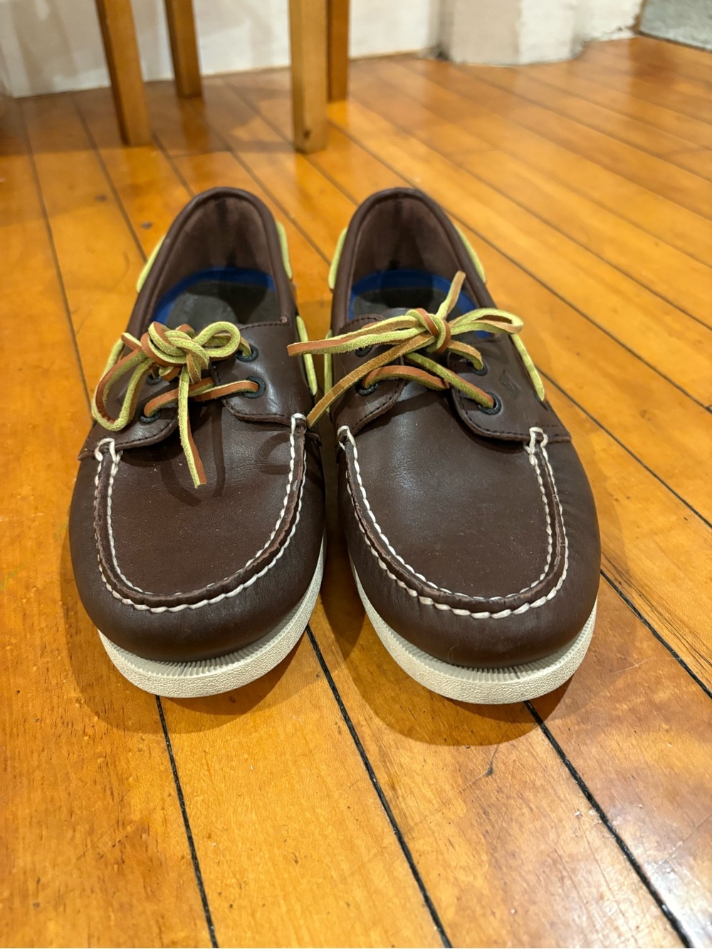 Sperry Brown Leather Boat Shoes with Yellow Laces size 8.5
